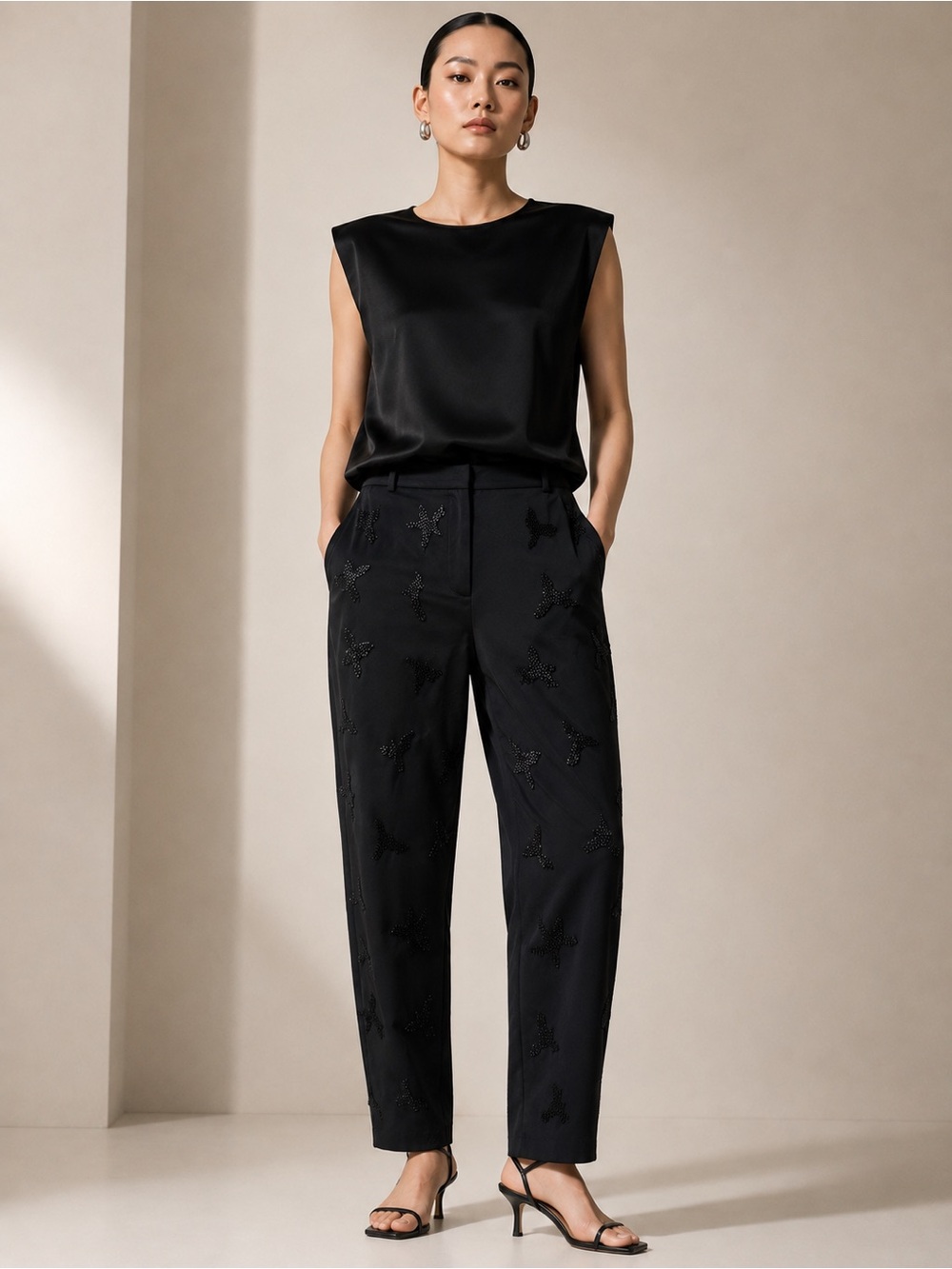 H&M Black Beaded Embellished Tapered Trousers Pants Size 6 NWOT